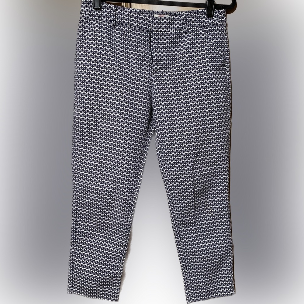 Merona Women’s S8 Navy and White Patterned Dress Pants